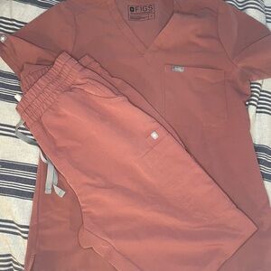 Figs SET Dusty Rose Scrub Set